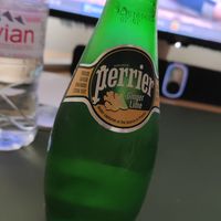 巴黎水气泡水干姜口味