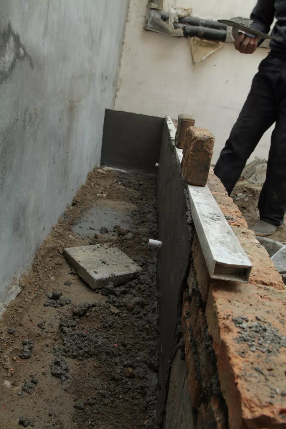 中年设计师回到老家,一砖一瓦将39m² 废旧小院建成花园,作为送给父母最好的礼物