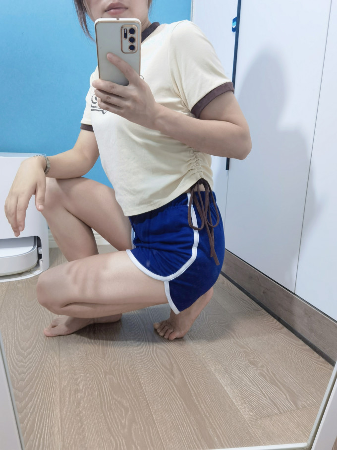 运动短裤