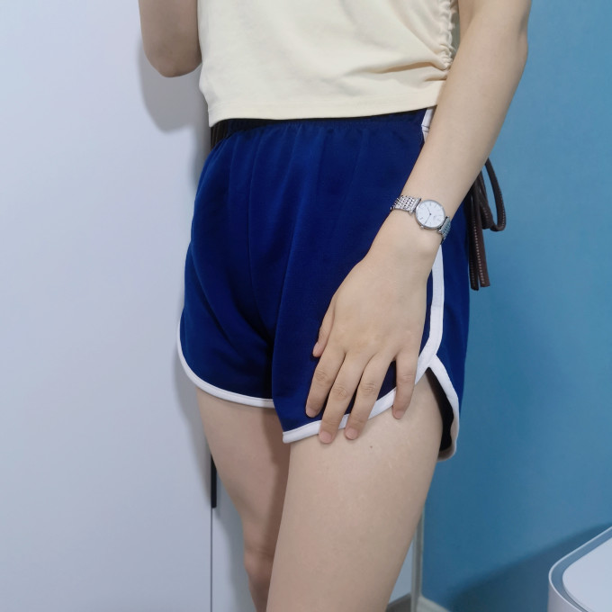运动短裤