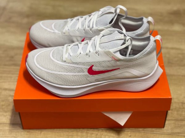 Nike Zoom Fly4,值得拥有!