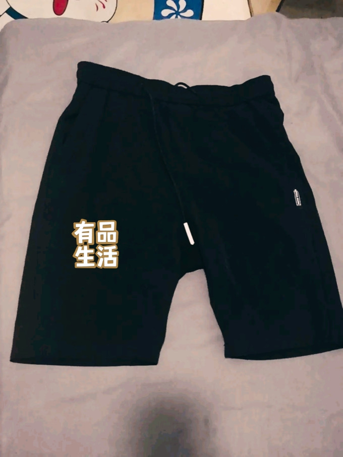安德玛运动短裤