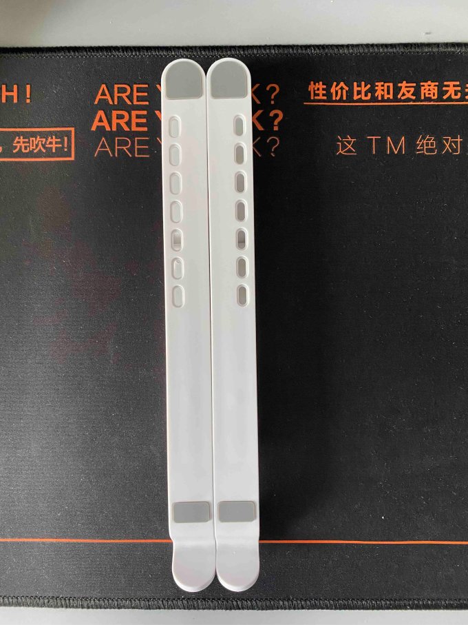 卡古驰电脑支架