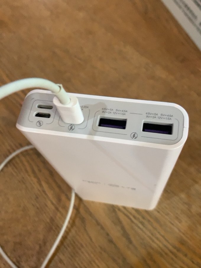 罗马仕pph80-611-1121移动电源怎么样 换了个充电宝缓解了生活焦虑