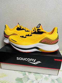 Saucony索康尼 运动跑鞋