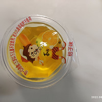旺旺果冻孩子很喜欢吃的小零食。