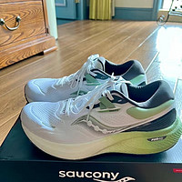 Saucony索康尼2022新款跑鞋