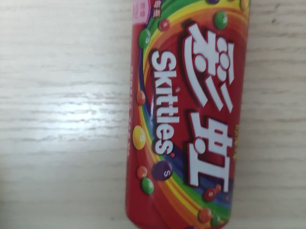 孩子是不是都喜欢彩虹糖?