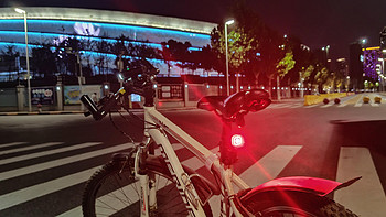 夜骑装备推荐：迈极炫RN3000车灯+RN120尾灯使用体验！