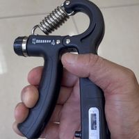 感于握手