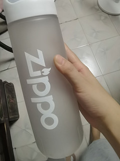 zippo运动水杯