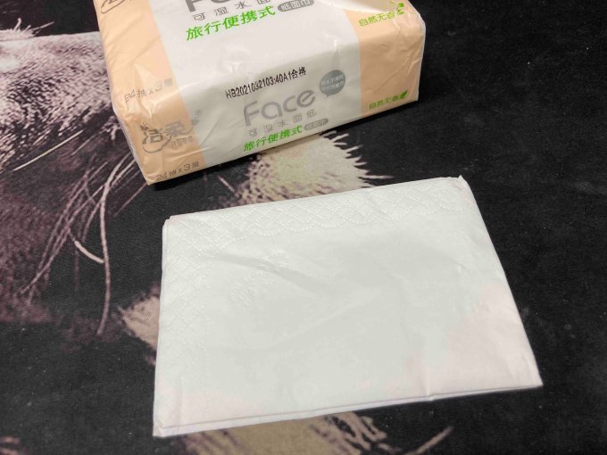 纸品湿巾