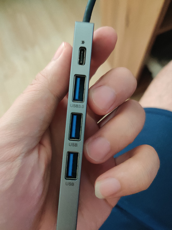 毕亚兹USB集线器