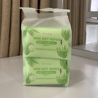 实惠好用方便携带的京东京造迷你湿巾