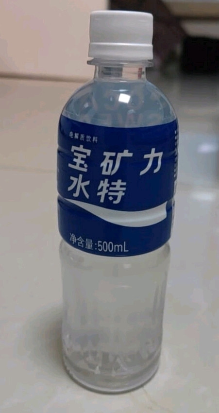 宝矿力水特功能饮料