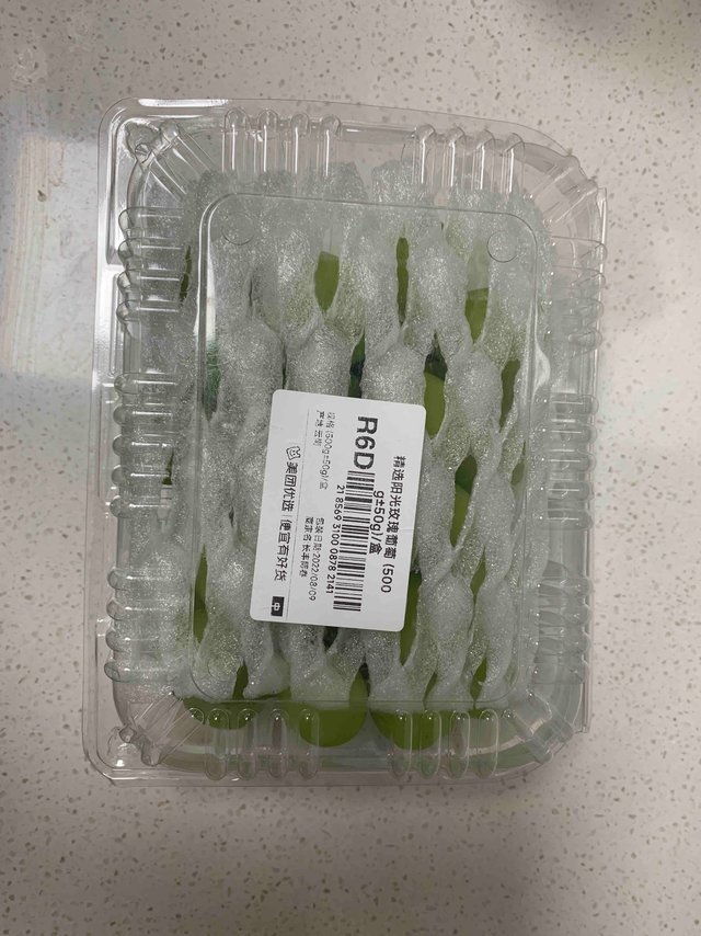 美团优选买的阳光玫瑰葡萄还真不错