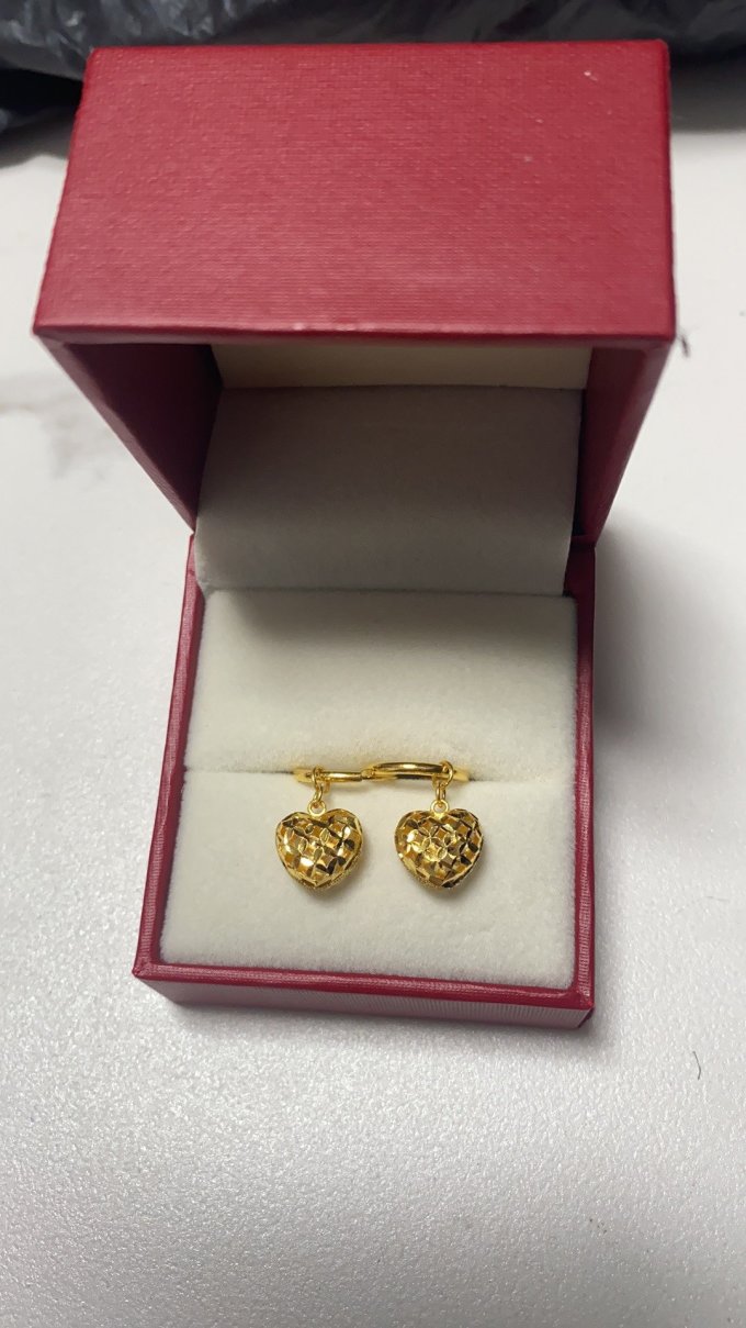 赛菲尔黄金耳饰