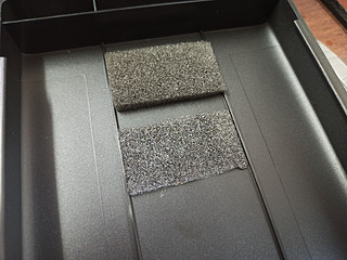 远古时代的3.5寸硬盘盒启封使用。