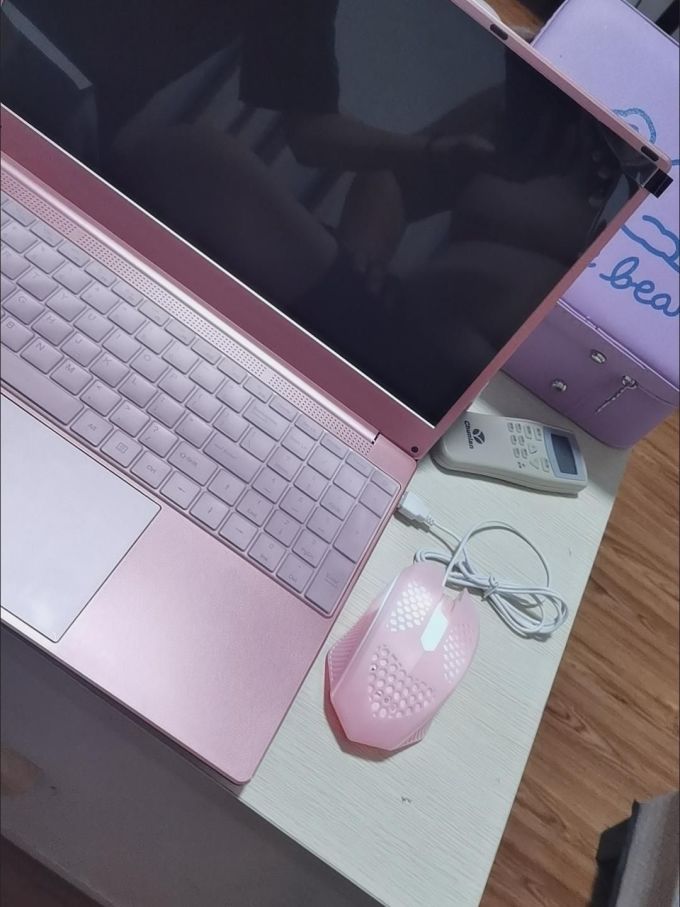 戴尔普通笔记本