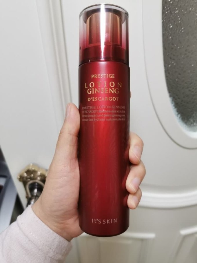 2022-08-16 17:44:47第一次买伊思蜗牛红参水乳,以前买过bb霜,金管的