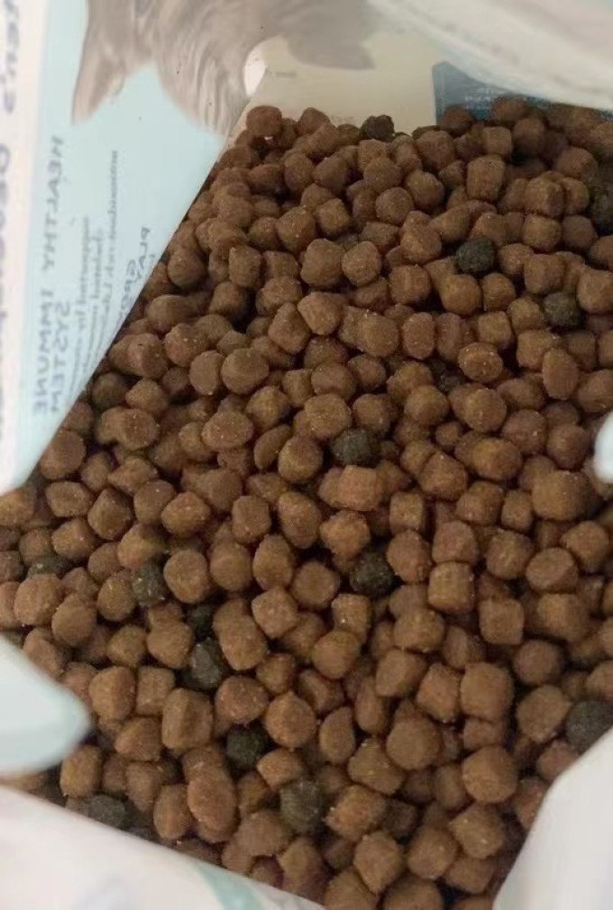 蓝馔猫咪干粮