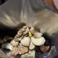 山姆的混合坚果算是最近吃到的品质不错的！