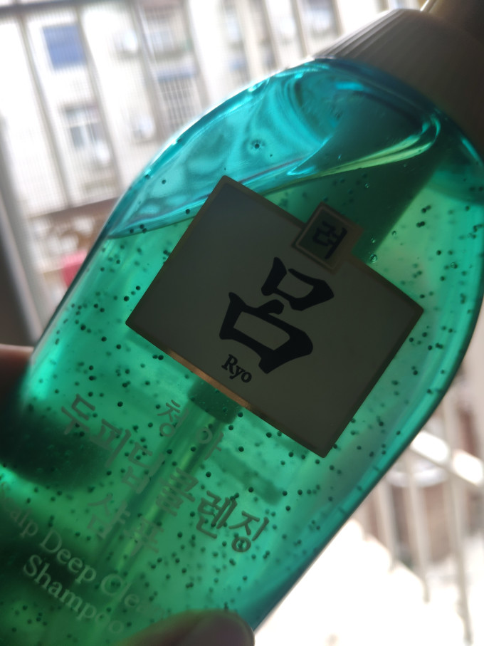 吕洗发水