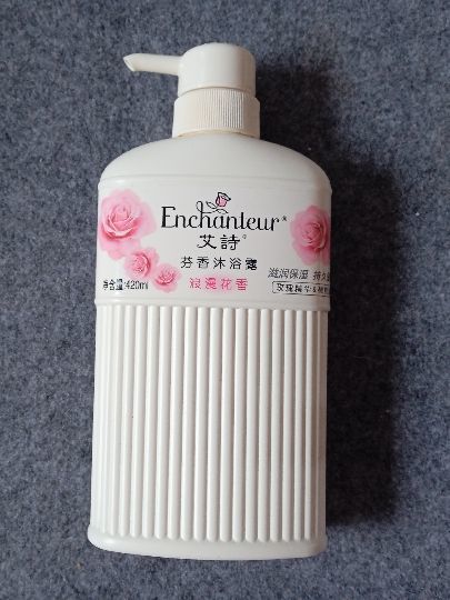 夏天的美好生活就是每天泡个澡！