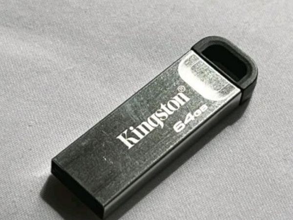 ​金士顿64GB USB 3.2