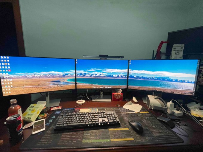 显示器