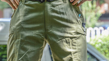 铁牌短裤，十个口袋弹力腰，战术风格凸显