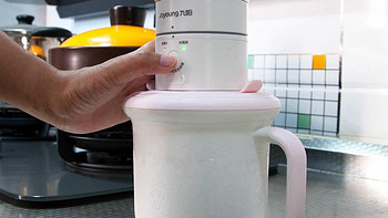 材料自己选在家轻松做，能打果汁的冰淇淋机你见过吗？