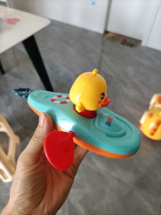 水上玩具