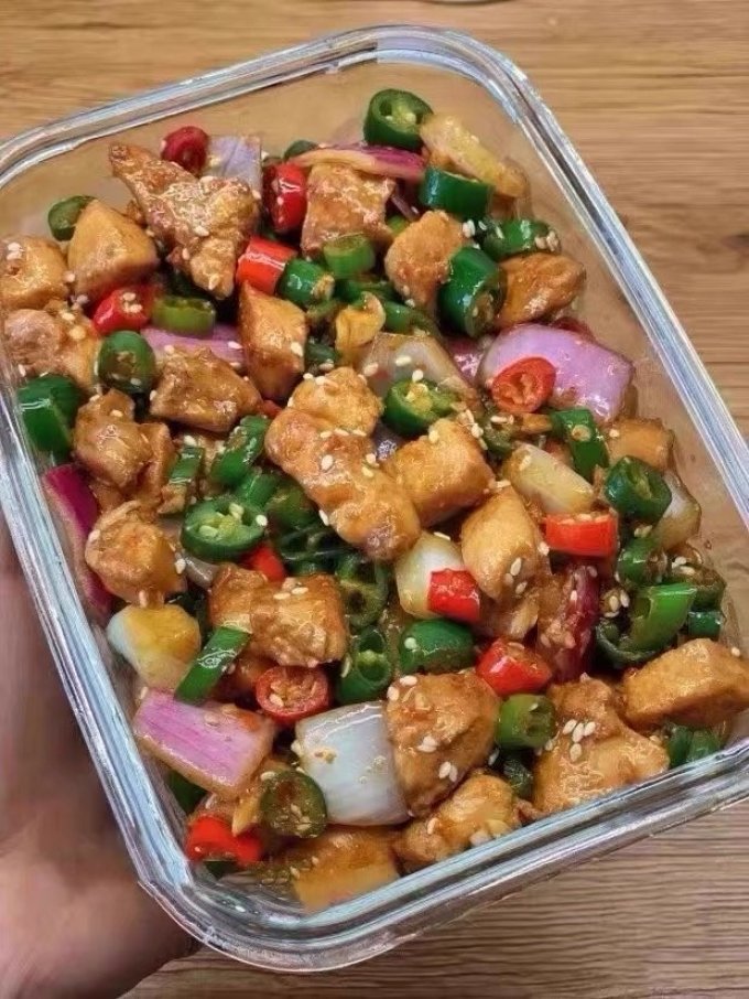 鲨鱼菲特腊肉腊肠