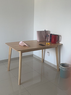非常实用且高颜值的实木桌