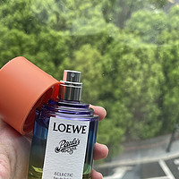 高颜值！送女生必选！Loewe夏日限定香