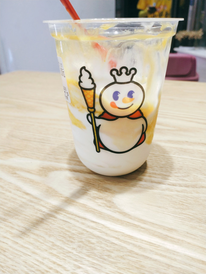 蜜雪冰城冰淇淋/雪糕怎么样 六块钱的芒果圣代你爱不爱_什么值得买