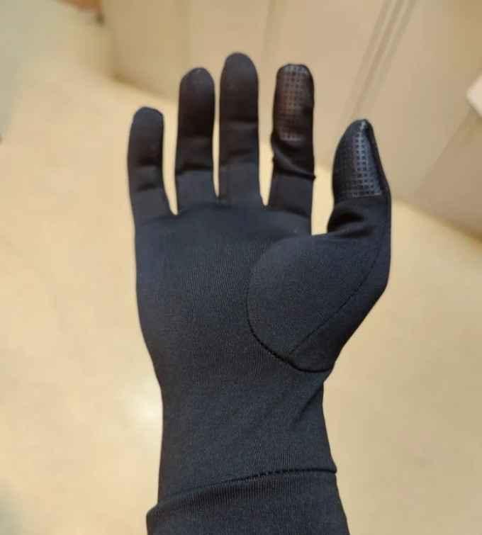迪卡侬户外手套