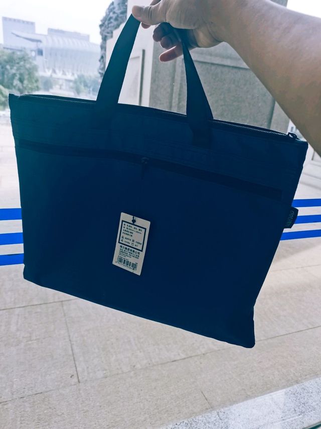 得力公文包值不值得入