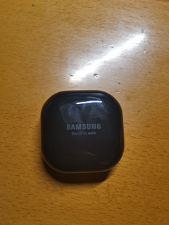  galaxy buds live小腰子