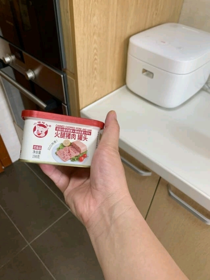 小猪呵呵肉类罐头