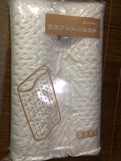 京造这款乳胶枕有点东西，附泰国原装对比