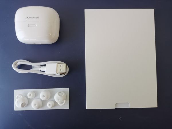 享受科技进步，全新体验科大讯飞助听器