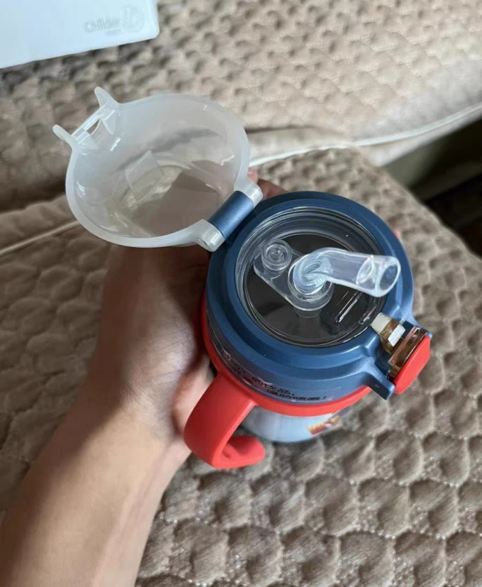 儿童保温杯