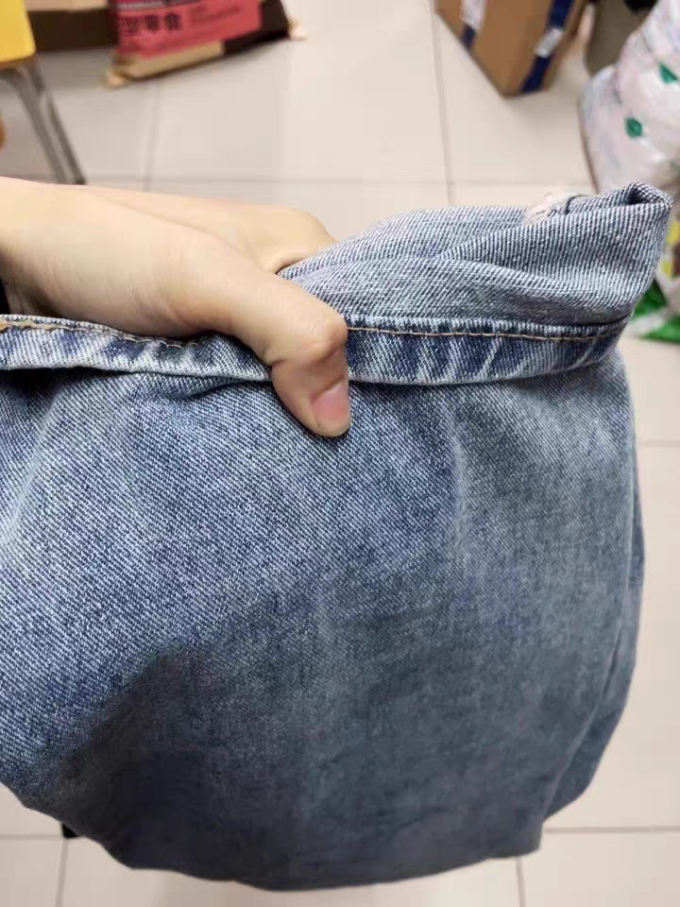 女士牛仔裤