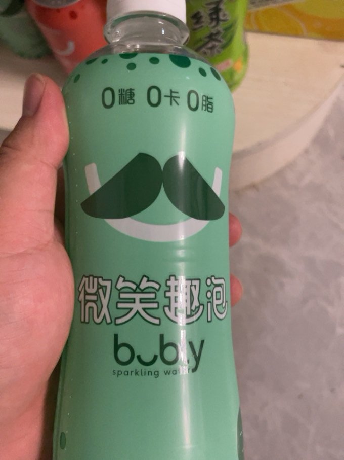 百事起泡饮用水