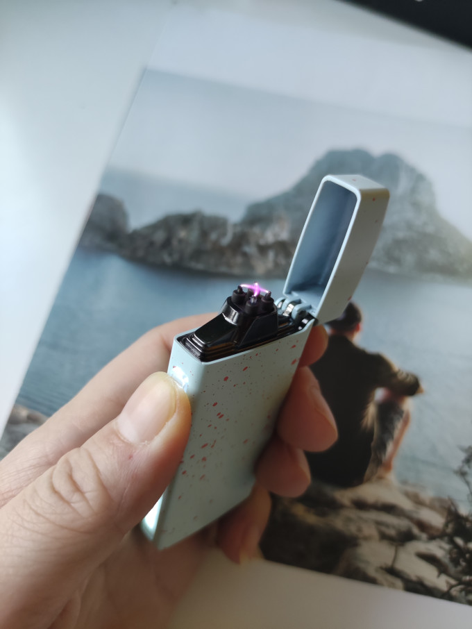 极蜂打火机