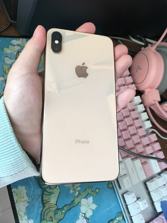 还记得2020年初的疫情期间买的xs max