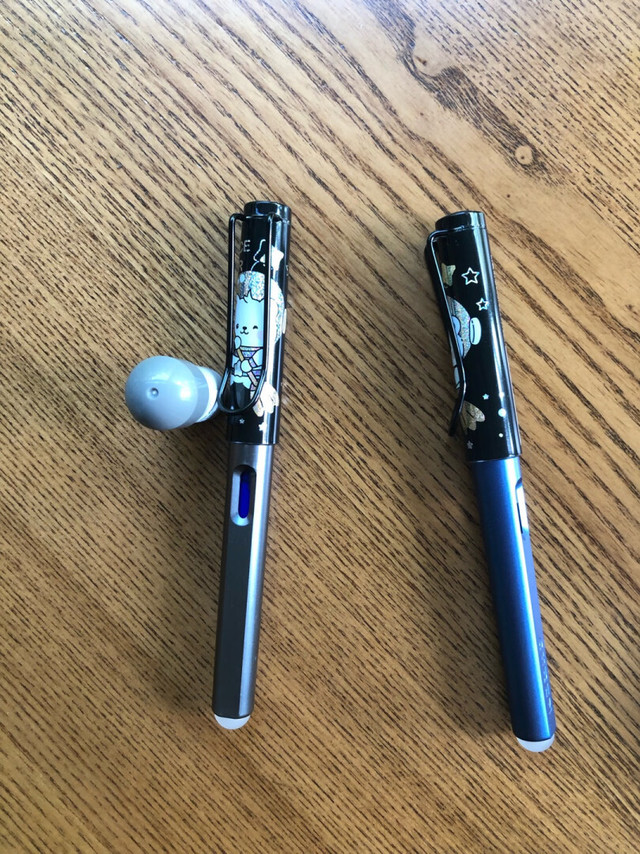这两支钢笔儿子都非常喜欢，的确是可以擦掉