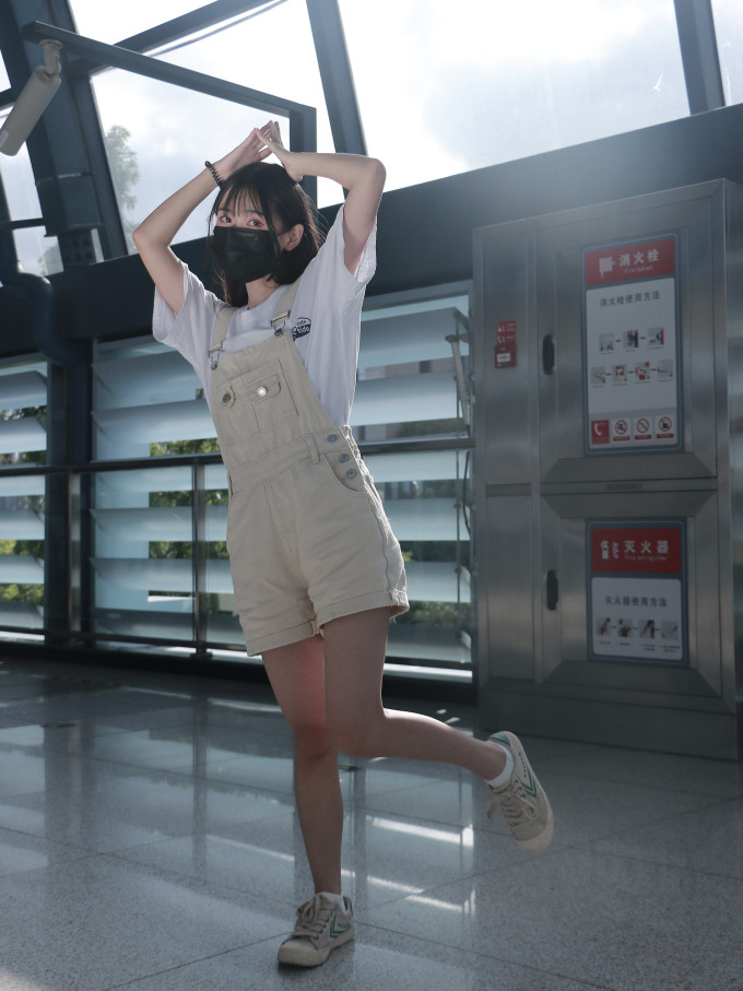 女裤